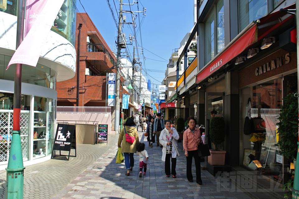 ヒルサイド通り