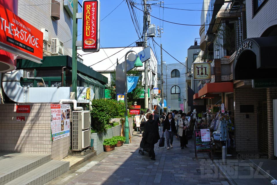 ヒルサイド通り