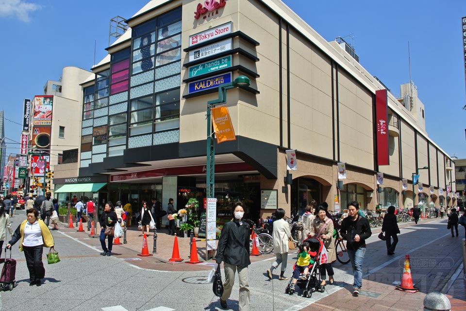 フレル・ウィズ自由が丘