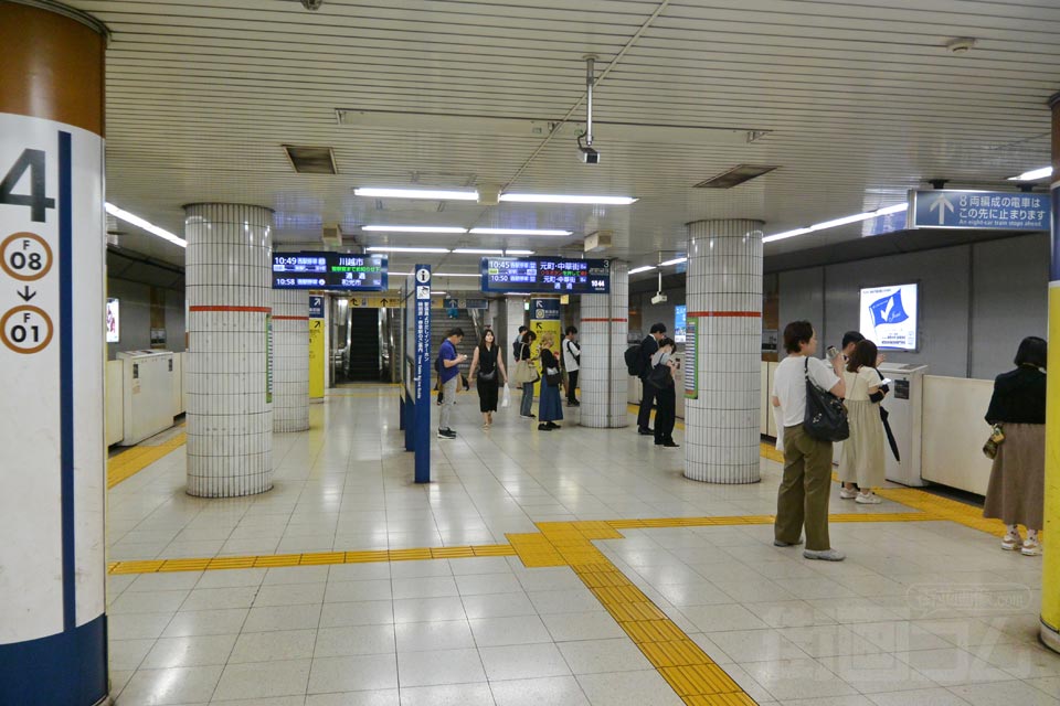 東京メトロ要町駅ホーム(東京メトロ有楽町線)