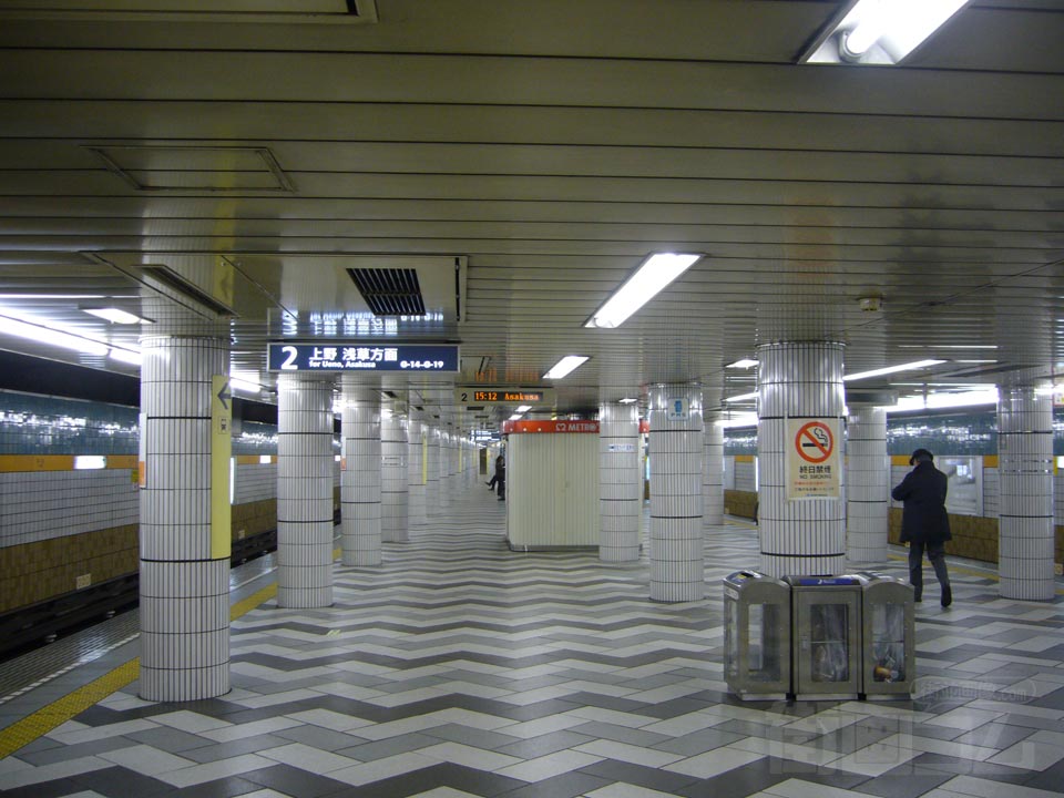 東京メトロ神田駅ホーム(東京メトロ銀座線)