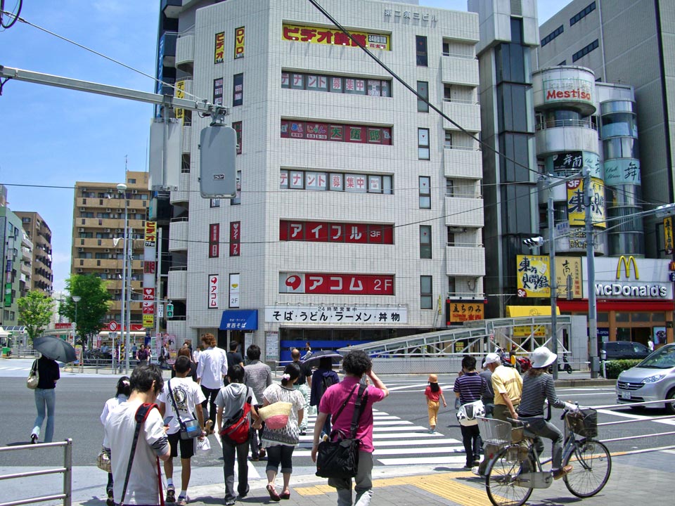 葛西駅前交差点