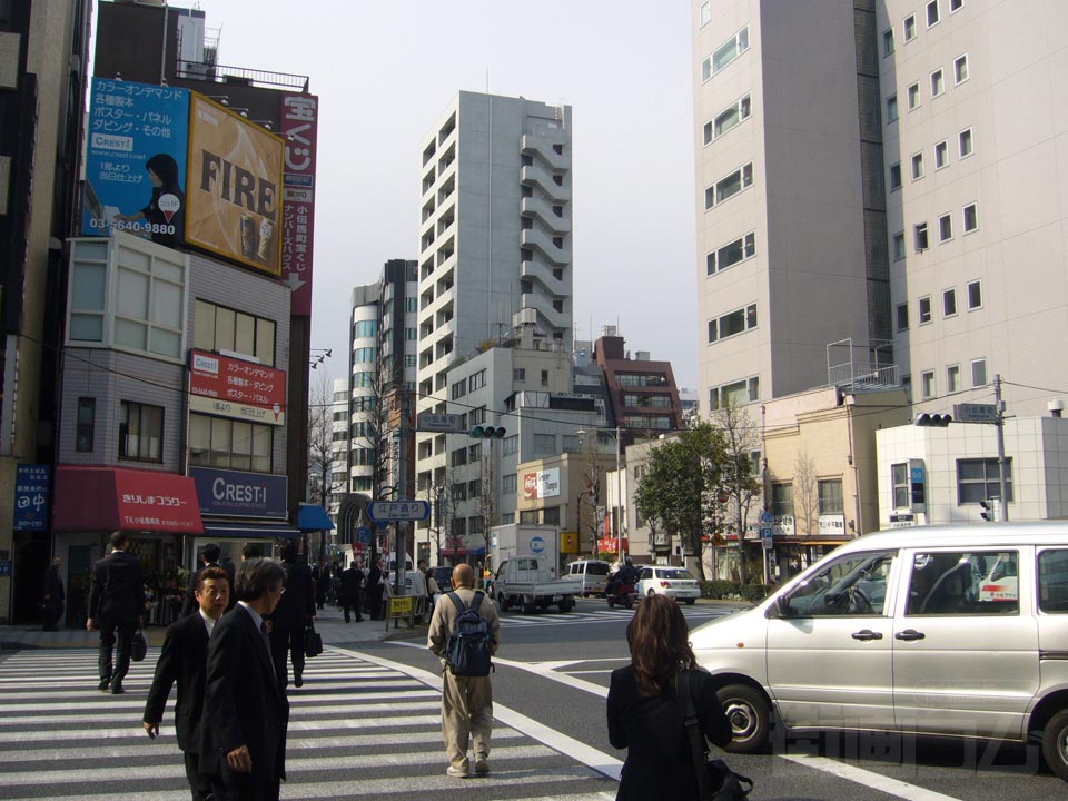 小伝馬町交差点