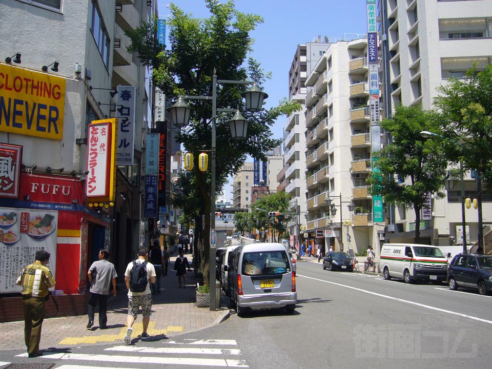 高円寺駅前通り