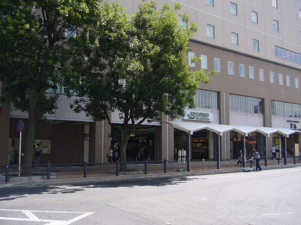 JR高円寺駅北口