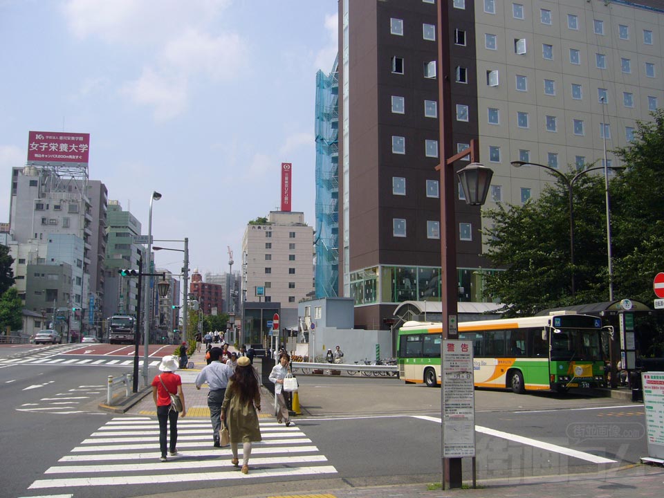駒込駅南口バス停