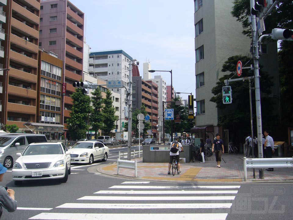 駒込橋交差点
