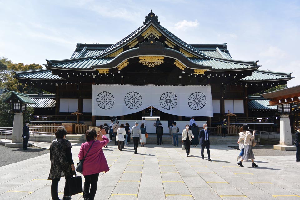 靖国神社拝殿