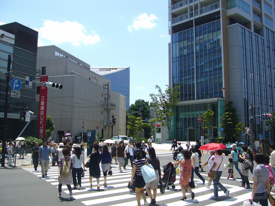 東京メトロ・都営・東急・JR目黒駅前写真画像