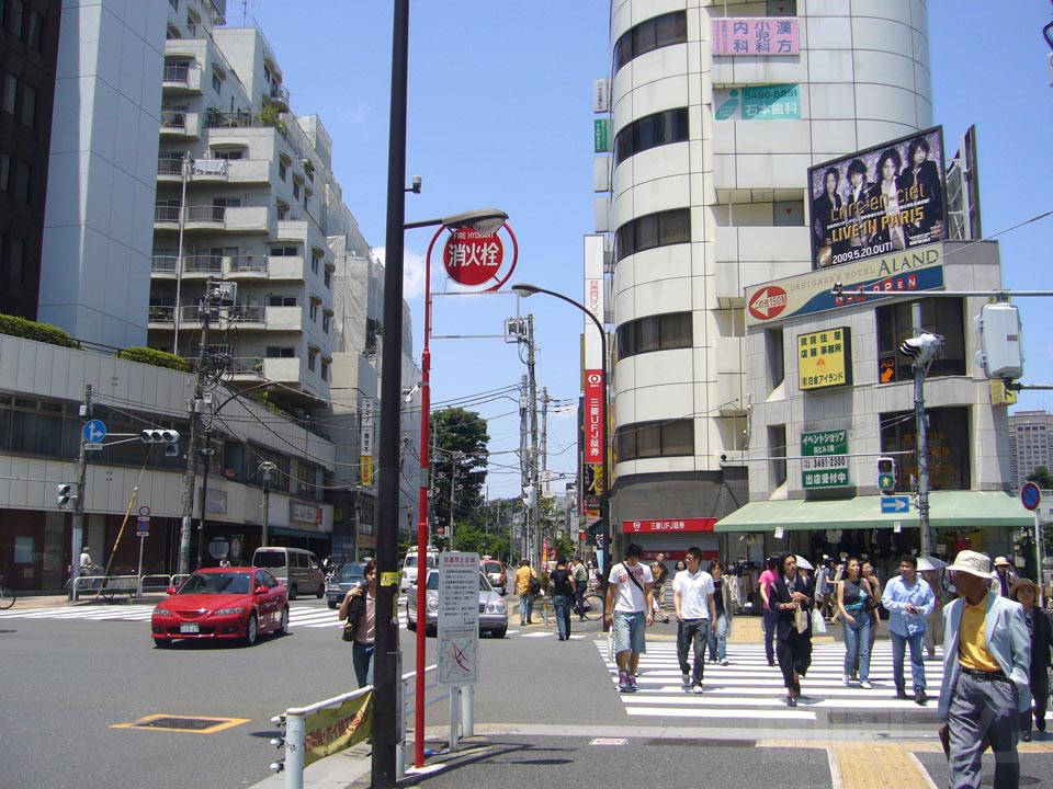 JR目黒駅西口前写真画像