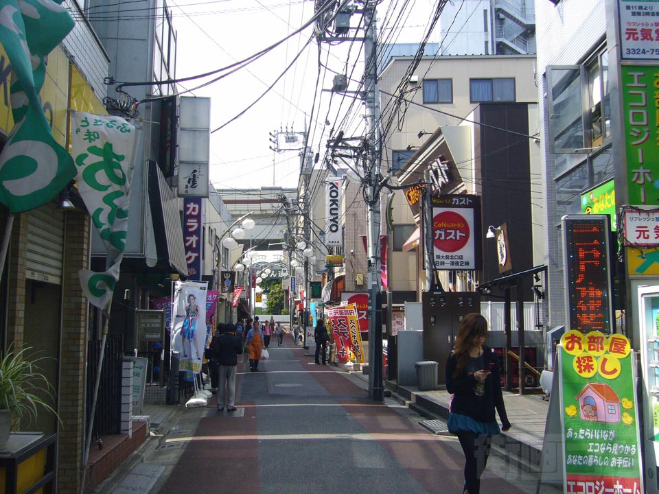 明大前すずらん通り写真画像