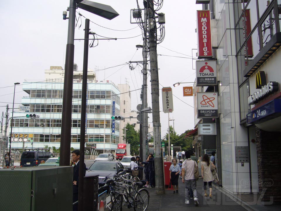 目白駅前交差点写真画像