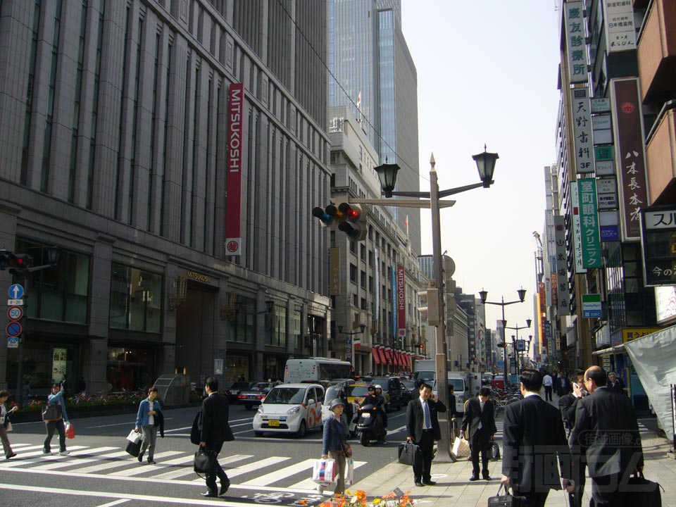 中央通り(国道4号線)