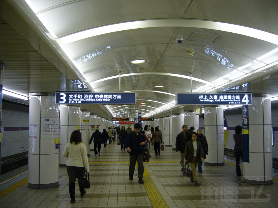 東京メトロ三越前駅