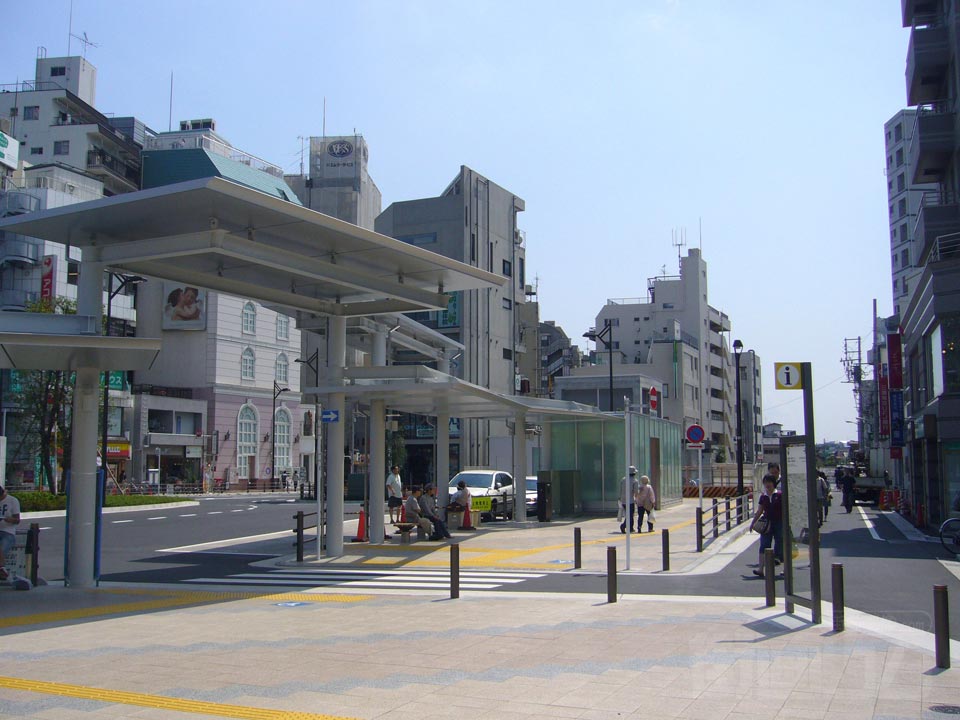 東急武蔵小山駅西口前写真画像