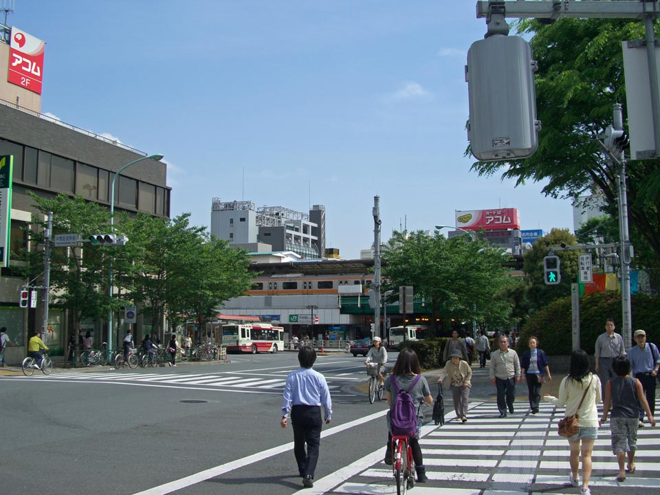 中野区役所前交差点