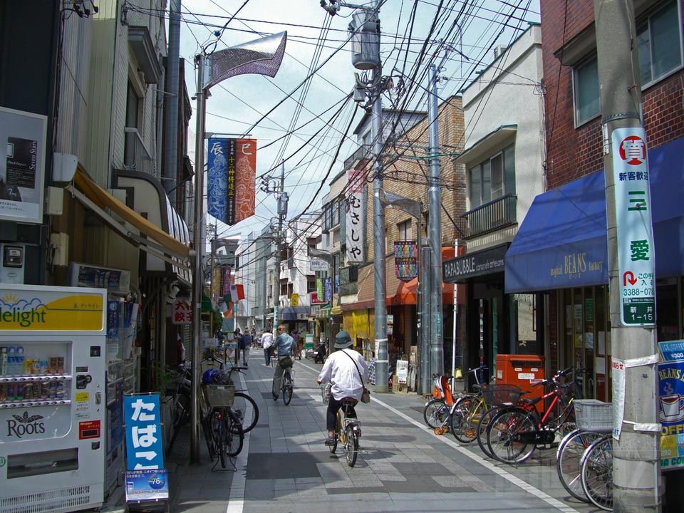 薬師あいロード商店街