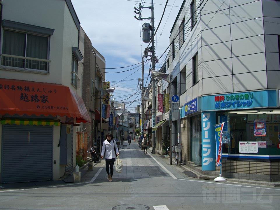 薬師あいロード商店街