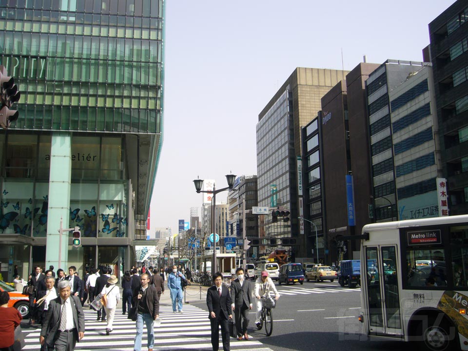 日本橋交差点