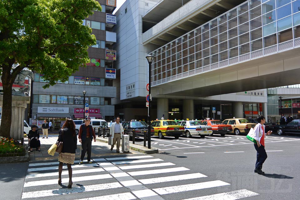 JR・京成日暮里駅東口前