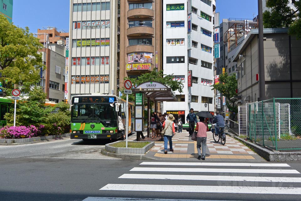 日暮里駅前バス停