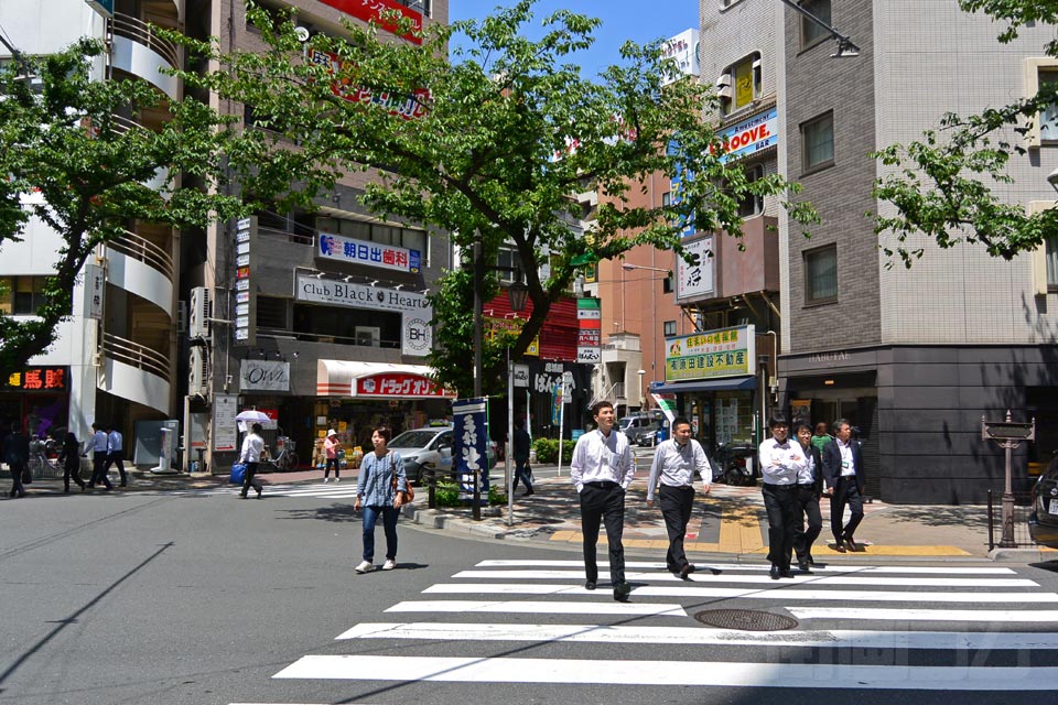 JR・京成日暮里駅南口前