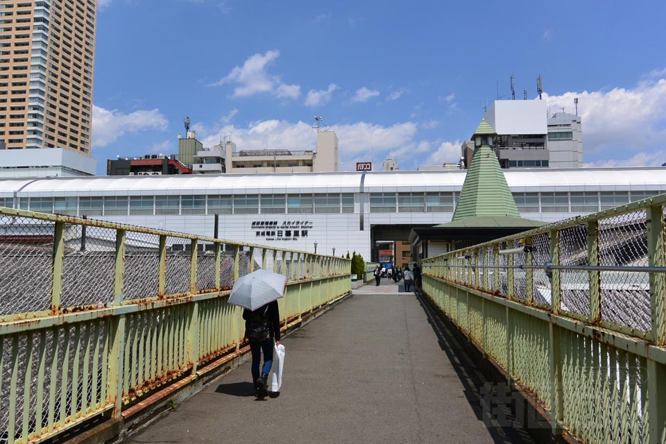 JR・京成日暮里駅南口前