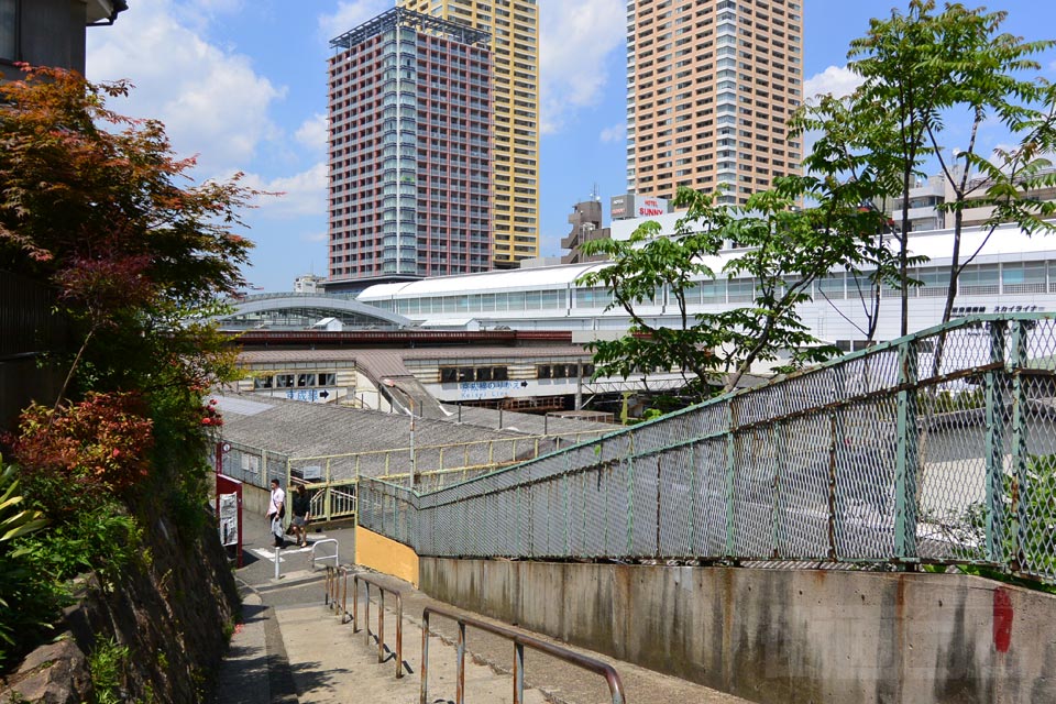 JR・京成日暮里駅南口前