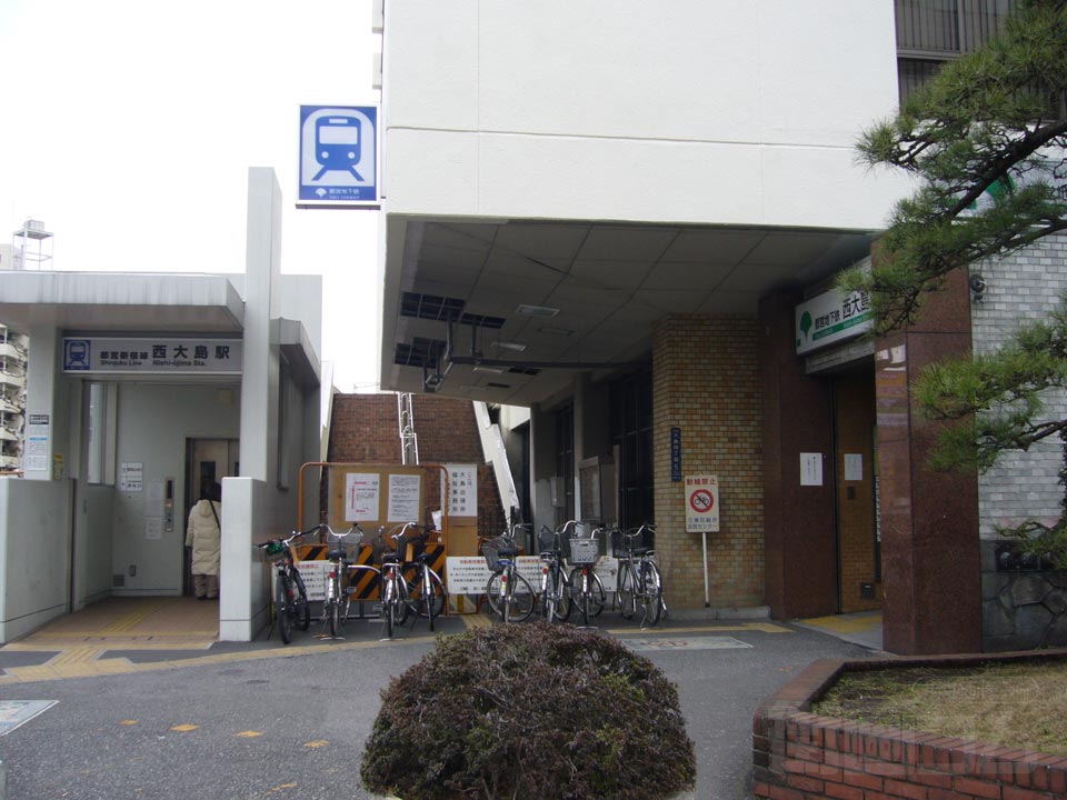 都営地下鉄住吉駅前