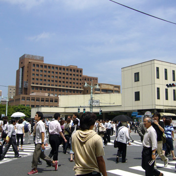 東京都千代田区御茶ノ水・新御茶ノ水駅前写真画像