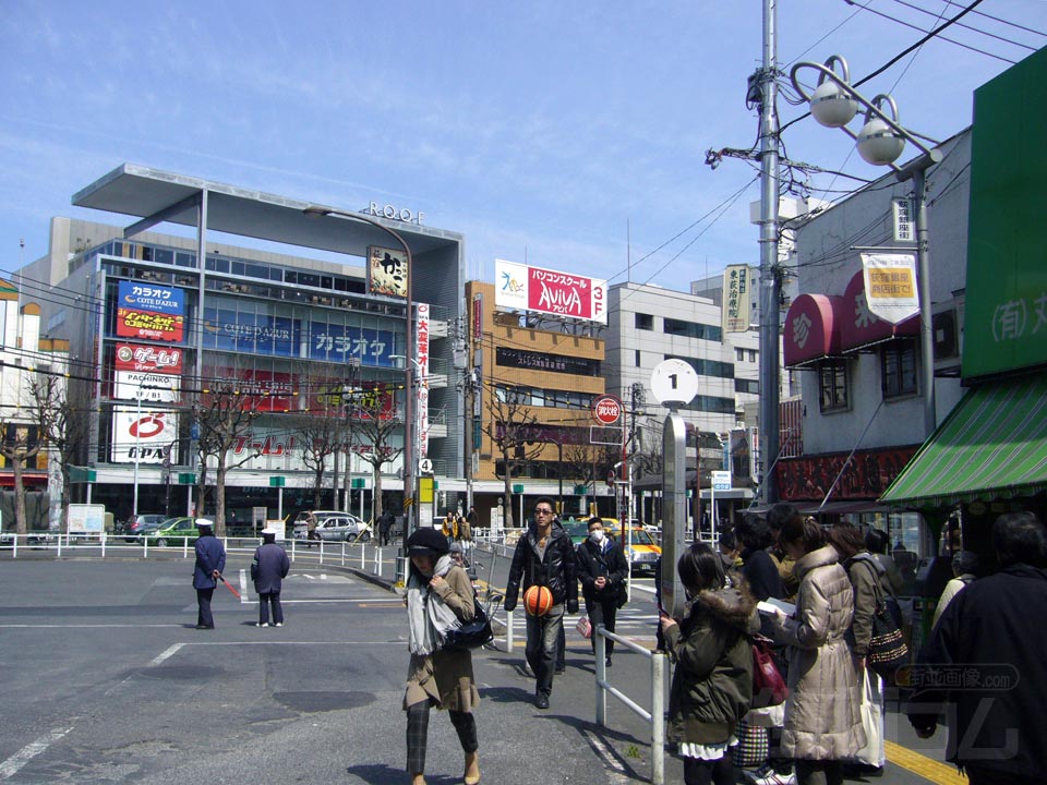JR・東京メトロ荻窪駅北口前