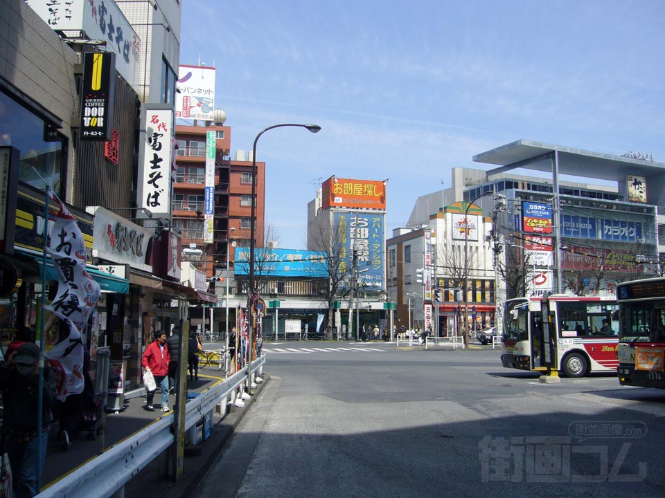 JR・東京メトロ荻窪駅北口前