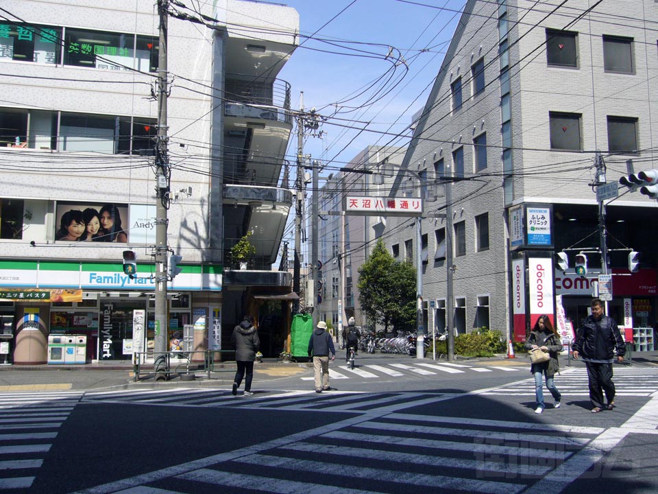 天沼八幡通り