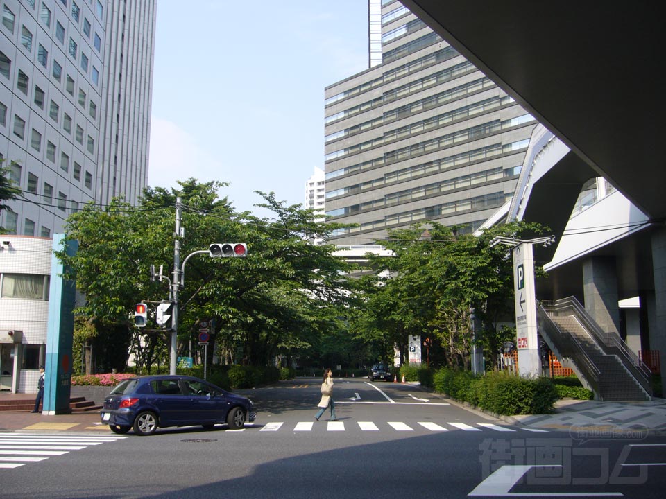 大崎駅前交番前交差点
