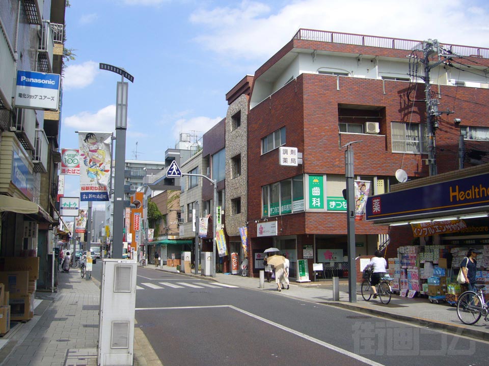 桜新町商店街・サザエさん通り
