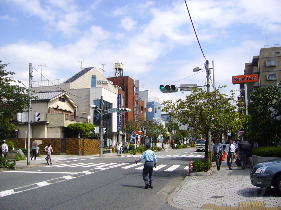 新町二丁目交差点