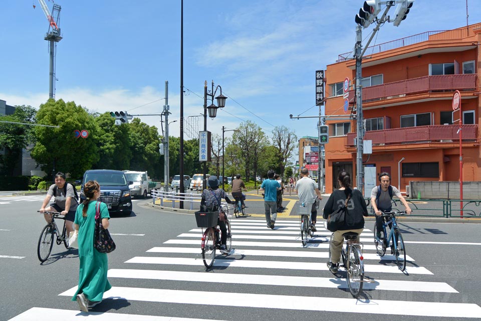 要町三丁目交差点