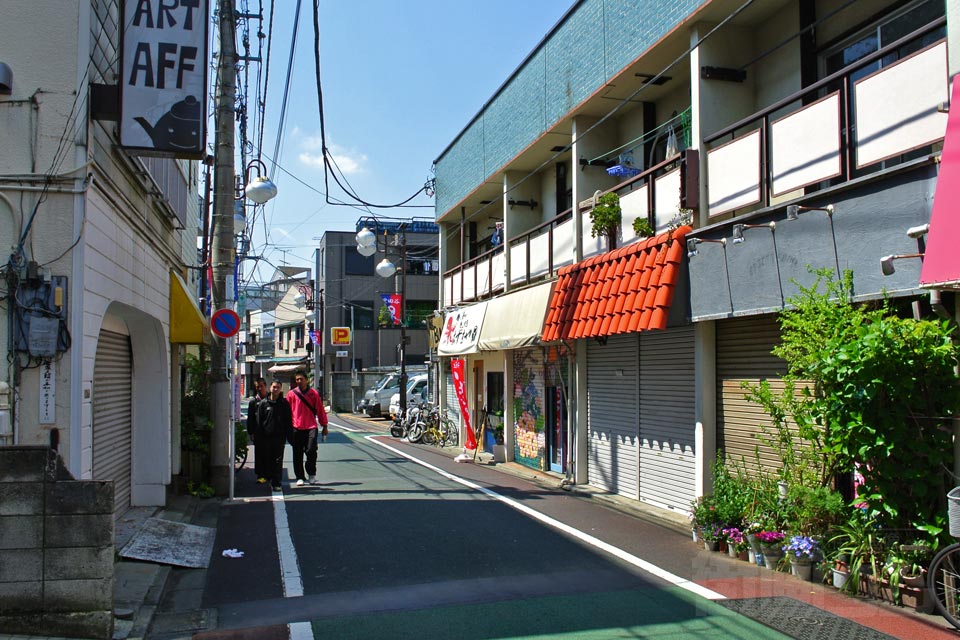下高井戸駅前市場写真画像