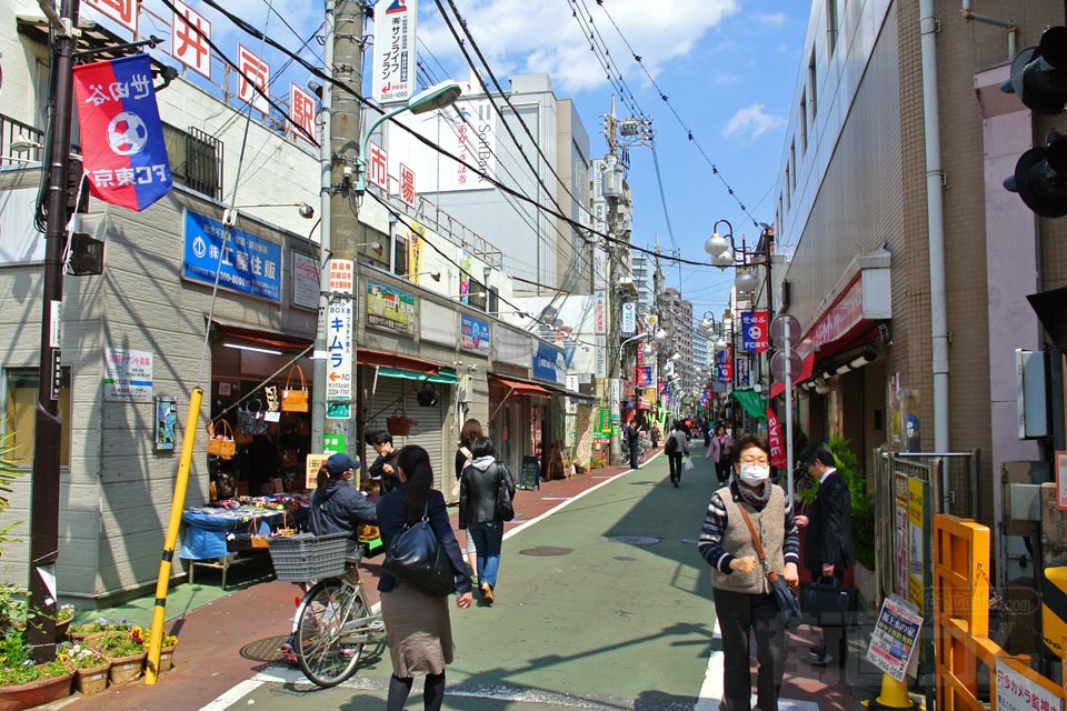 下高井戸駅前通り