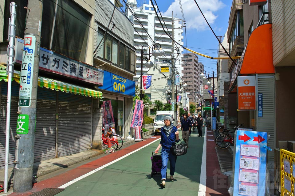 下高井戸駅前通り