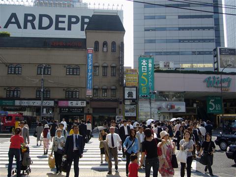 品川駅前交差点写真画像