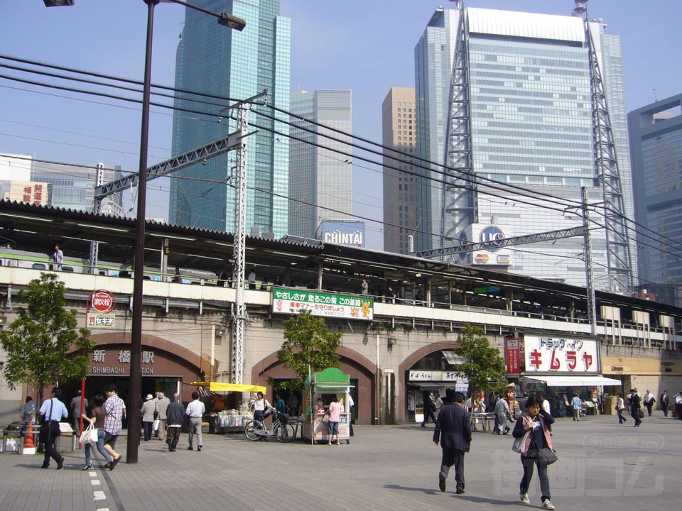 JR新橋駅日比谷口写真画像