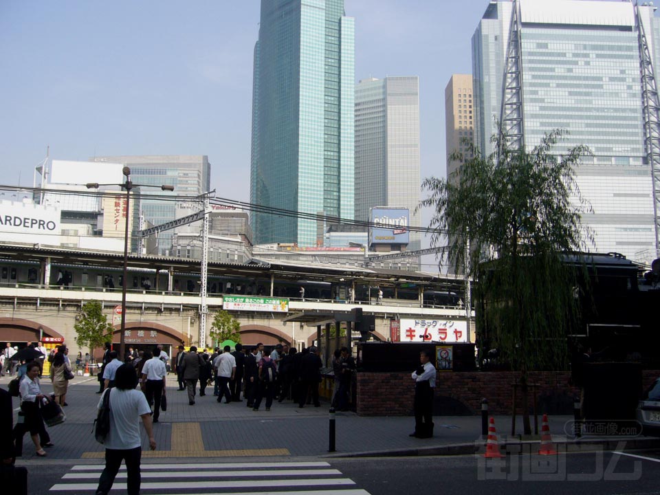 JR新橋駅日比谷口写真画像