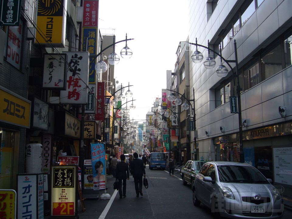 新橋西口通り写真画像