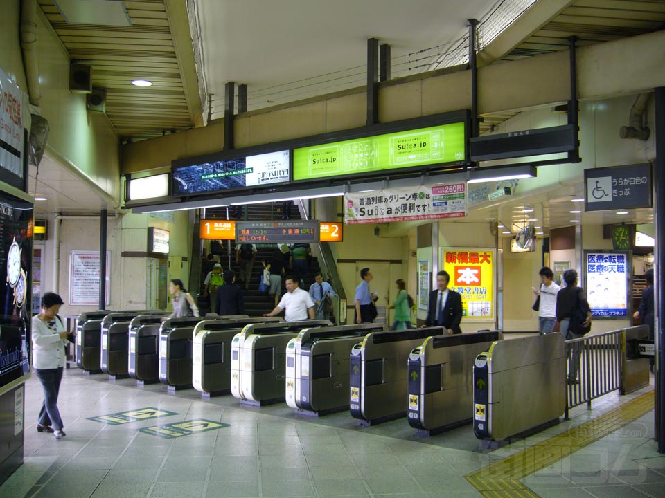 JR新橋駅銀座口写真画像