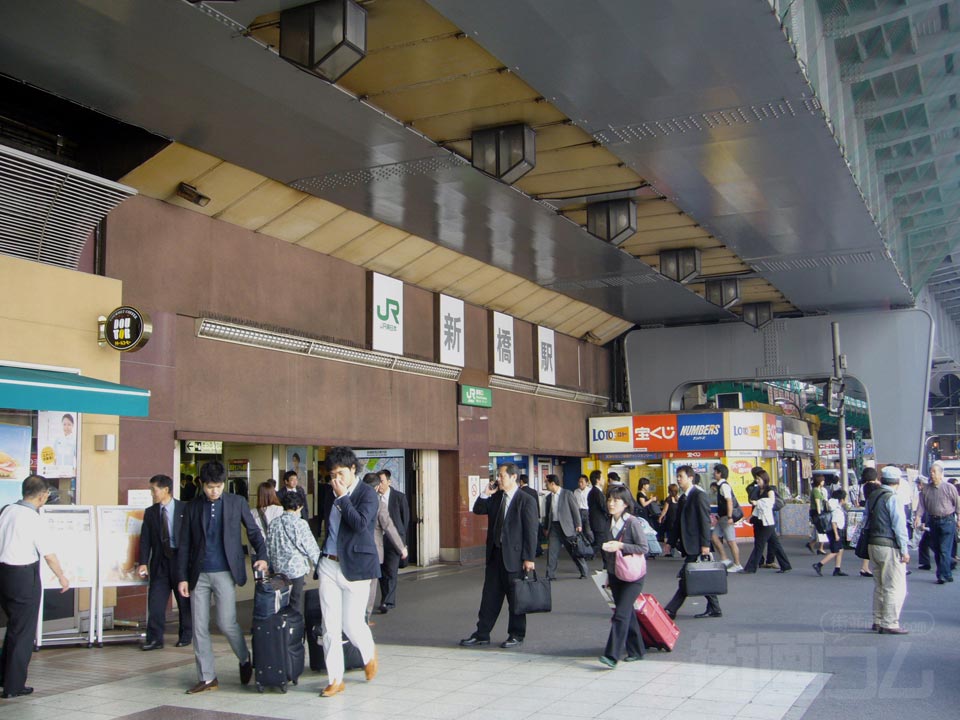 JR新橋駅銀座口写真画像