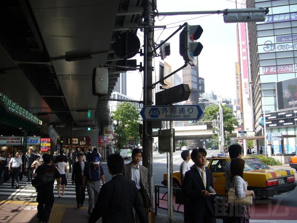 JR新橋駅銀座口写真画像