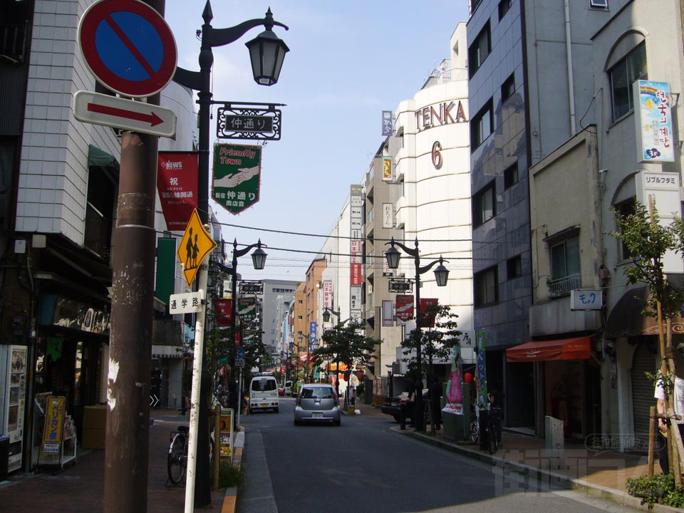 新宿仲通り商店街
