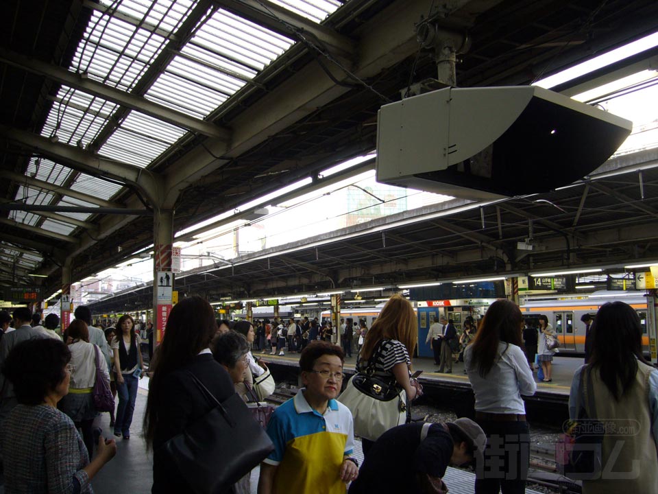 JR新宿駅ホーム(JR山手線)
