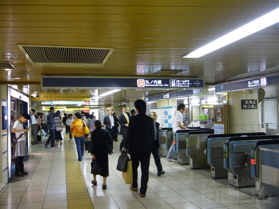 東京メトロ新宿駅改札口